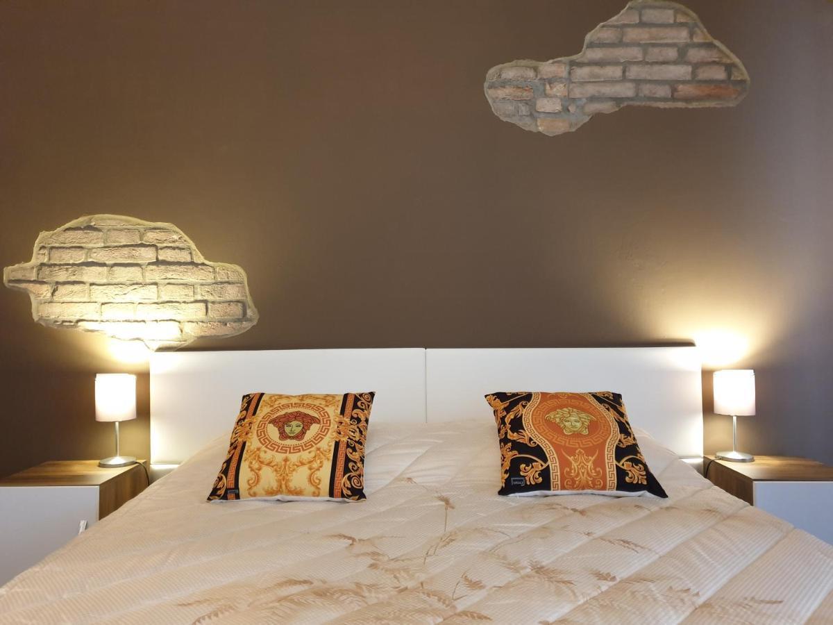 Forumguesthouse Center Parking Parma Ngoại thất bức ảnh