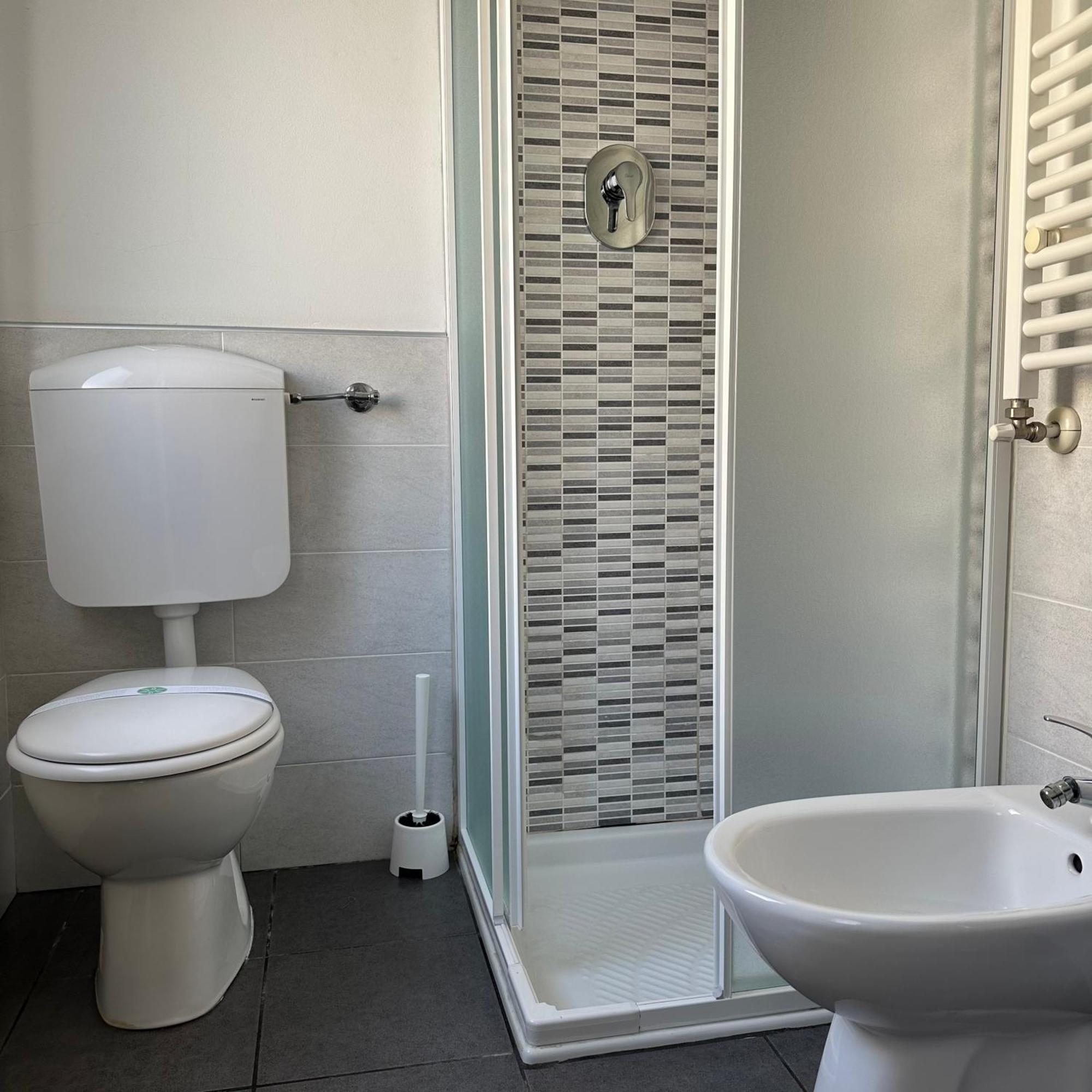Forumguesthouse Center Parking Parma Ngoại thất bức ảnh
